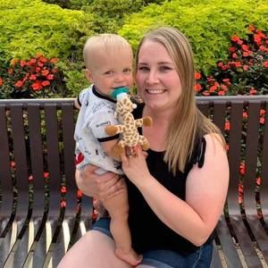 Meet your Posher, Stephanie